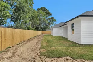 8646 Valley Gold Ct, Houston, TX 77078 - Photo 27