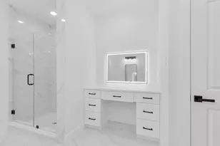 8646 Valley Gold Ct, Houston, TX 77078 - Photo 17