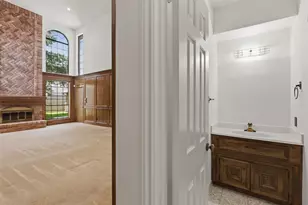 12211 Cypresswood Dr, Houston, TX 77070 - Photo 21