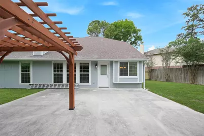 8811 Tan Oak Circle, Tomball, TX 77375 - Photo 7