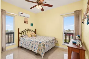 1111 Mabry St, Gilchrist, TX 77617 - Photo 25