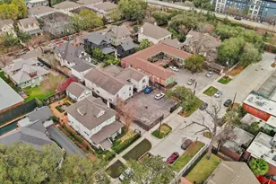 421 Emerson St, Houston, TX 77006 - Photo 21