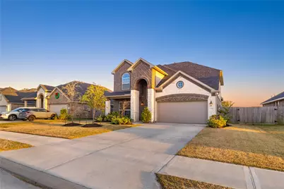 12114 Champions Forest Drive, Mont Belvieu, TX 77535 - Photo 3