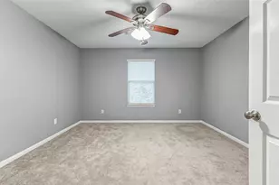 11018 Avon Brook Ln, Houston, TX 77034 - Photo 33