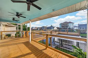 4 N Sandpiper St, La Marque, TX 77568 - Photo 1