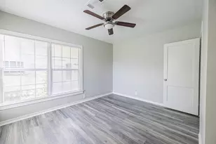 2206 Alabama St, Baytown, TX 77520 - Photo 21