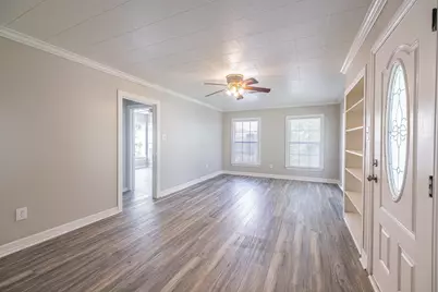 2206 Alabama Street, Baytown, TX 77520 - Photo 7