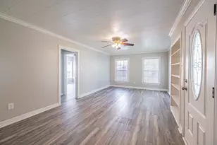 2206 Alabama St, Baytown, TX 77520 - Photo 7
