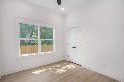 4825 Pederson Street #A and B, Houston, TX 77033 - Photo 9