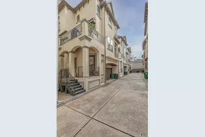 1506 W 23rd Street #B, Houston, TX 77008 - Photo 1
