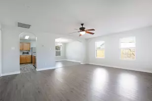 9823 Cassowary Dr, Conroe, TX 77385 - Photo 7