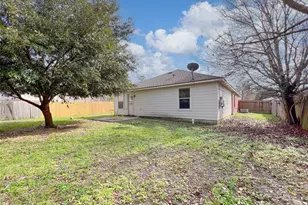 9823 Cassowary Dr, Conroe, TX 77385 - Photo 39