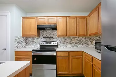 9823 Cassowary Drive, Conroe, TX 77385 - Photo 17