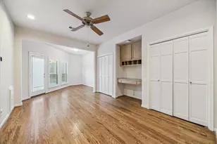 2702 S Glen Haven Blvd, Houston, TX 77025 - Photo 13