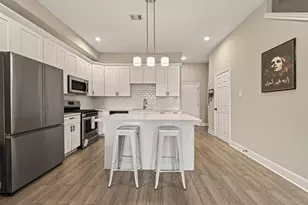 9724 Racine St, Houston, TX 77029 - Photo 7