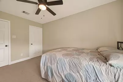 9724 Racine Street, Houston, TX 77029 - Photo 15