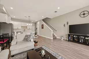 9724 Racine St, Houston, TX 77029 - Photo 5