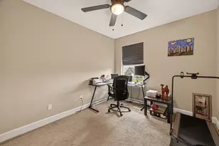9724 Racine St, Houston, TX 77029 - Photo 17