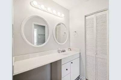 2342 Triway Lane, Houston, TX 77043 - Photo 19