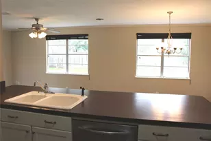 1430 Cheshire Ln, Houston, TX 77018 - Photo 9