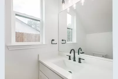 1003/1005 Armbrister Street, Brenham, TX 77833 - Photo 11