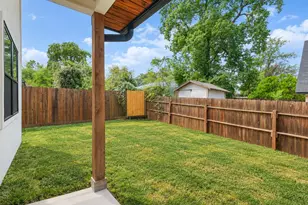 1003/1005 Armbrister St, Brenham, TX 77833 - Photo 37
