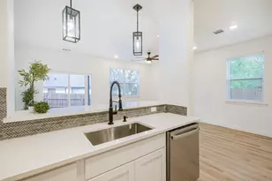1003/1005 Armbrister St, Brenham, TX 77833 - Photo 27