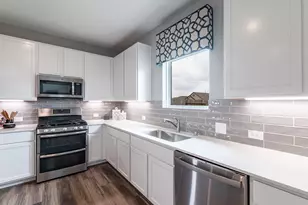 411 French Lavender Ln, Crosby, TX 77532 - Photo 5