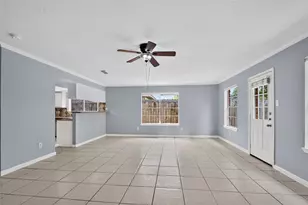 7622 Bubbling Spring Ln, Houston, TX 77086 - Photo 7