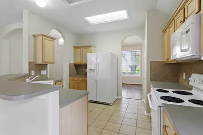 4827 Claymill Court, Katy, TX 77449 - Photo 9