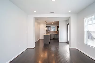 906 W 9th Street, Houston, TX 77007 - Photo 9
