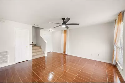 10506 Linsley Lane, Houston, TX 77034 - Photo 9