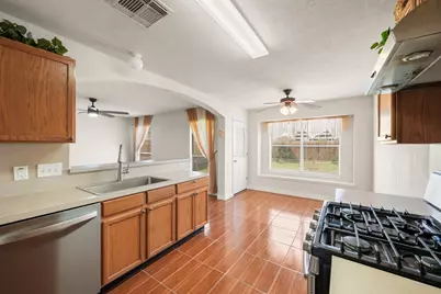 10506 Linsley Lane, Houston, TX 77034 - Photo 13