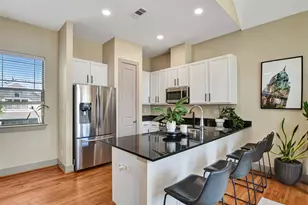 837 W 25th St, Houston, TX 77008 - Photo 17