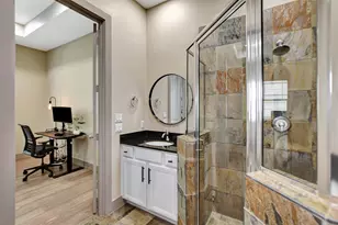 837 W 25th St, Houston, TX 77008 - Photo 29