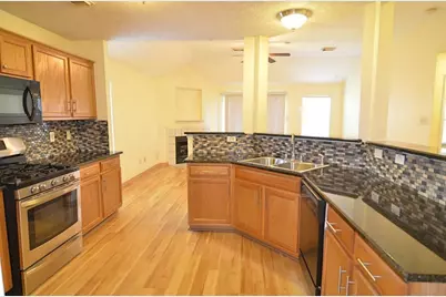 16915 Lighthouse View Drive, Friendswood, TX 77546 - Photo 11