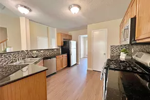 16915 Lighthouse View Dr, Friendswood, TX 77546 - Photo 15