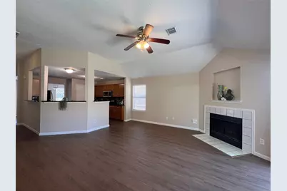 16915 Lighthouse View Drive, Friendswood, TX 77546 - Photo 9
