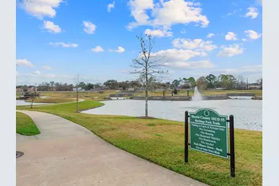 16915 Lighthouse View Drive, Friendswood, TX 77546 - Photo 35