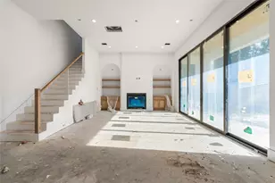 2011 Singleton St, Houston, TX 77008 - Photo 5