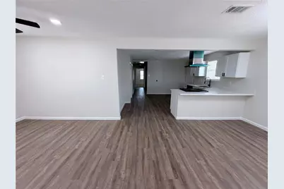 2915 Creston Drive, Houston, TX 77026 - Photo 5