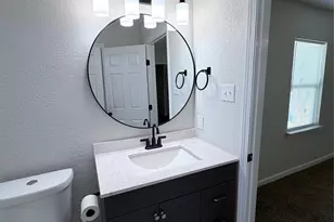 2915 Creston Dr, Houston, TX 77026 - Photo 19