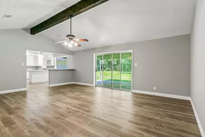 3640 Whippoorwill Street, Pinehurst, TX 77630 - Photo 9