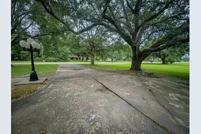 3640 Whippoorwill Street, Pinehurst, TX 77630 - Photo 21