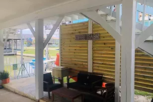 22104 Zapata Dr, Galveston, TX 77554 - Photo 7