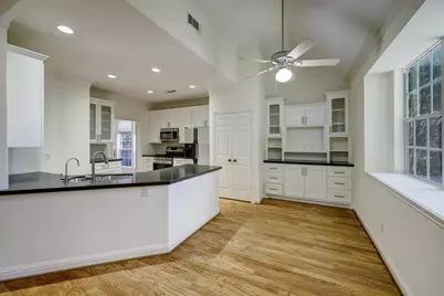 3608 Timberside Circle Drive, Houston, TX 77025 - Photo 11