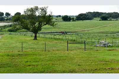 443 County Road 280, Shiner, TX 77984 - Photo 17