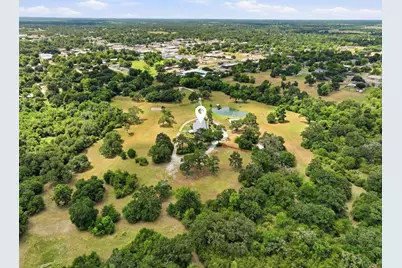601 E Collard Street, Madisonville, TX 77864 - Photo 13
