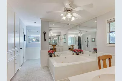 601 E Collard Street, Madisonville, TX 77864 - Photo 41