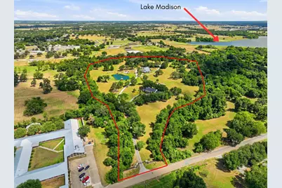 601 E Collard Street, Madisonville, TX 77864 - Photo 11